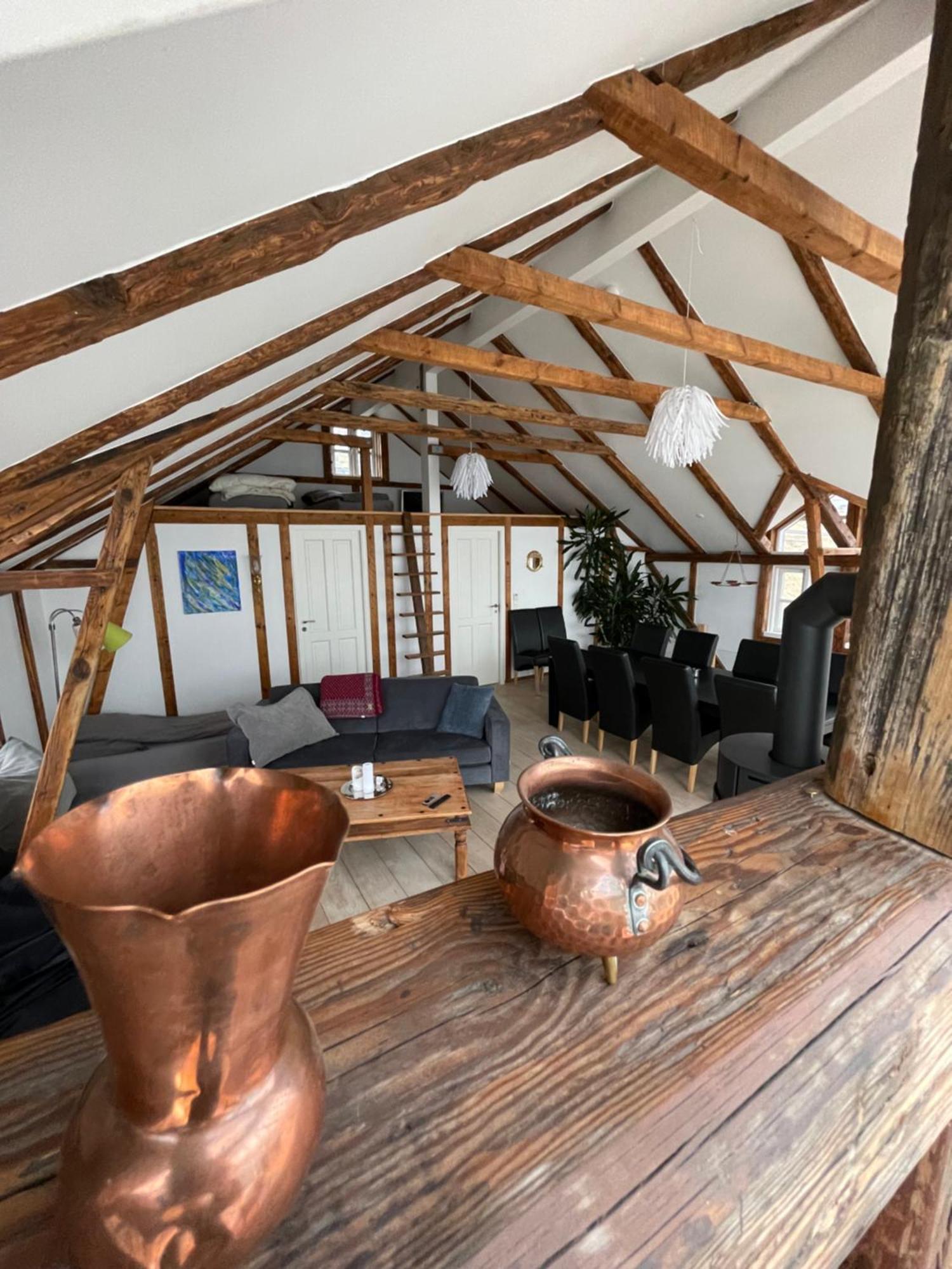 Torhus Villa Mithvagur Ngoại thất bức ảnh